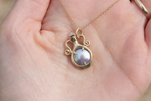 Load image into Gallery viewer, CORTEZ PEARL | SAPPHIRE AMPHORA PENDANT