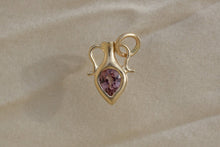 Load image into Gallery viewer, MAUVE GARNET AMPHORA PENDANT